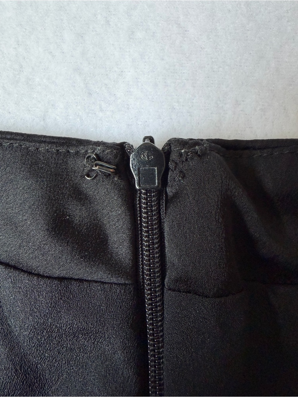 Black Satin Wrap Tie Mini Skirt Medium Forever 21 Y2K - Picture 5 of 9